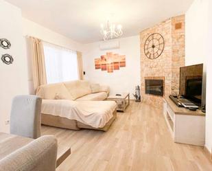 Living room of House or chalet for sale in Vélez-Málaga  with Air Conditioner, Heating and Private garden