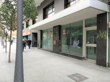 Local comercial de lloguer a Centro