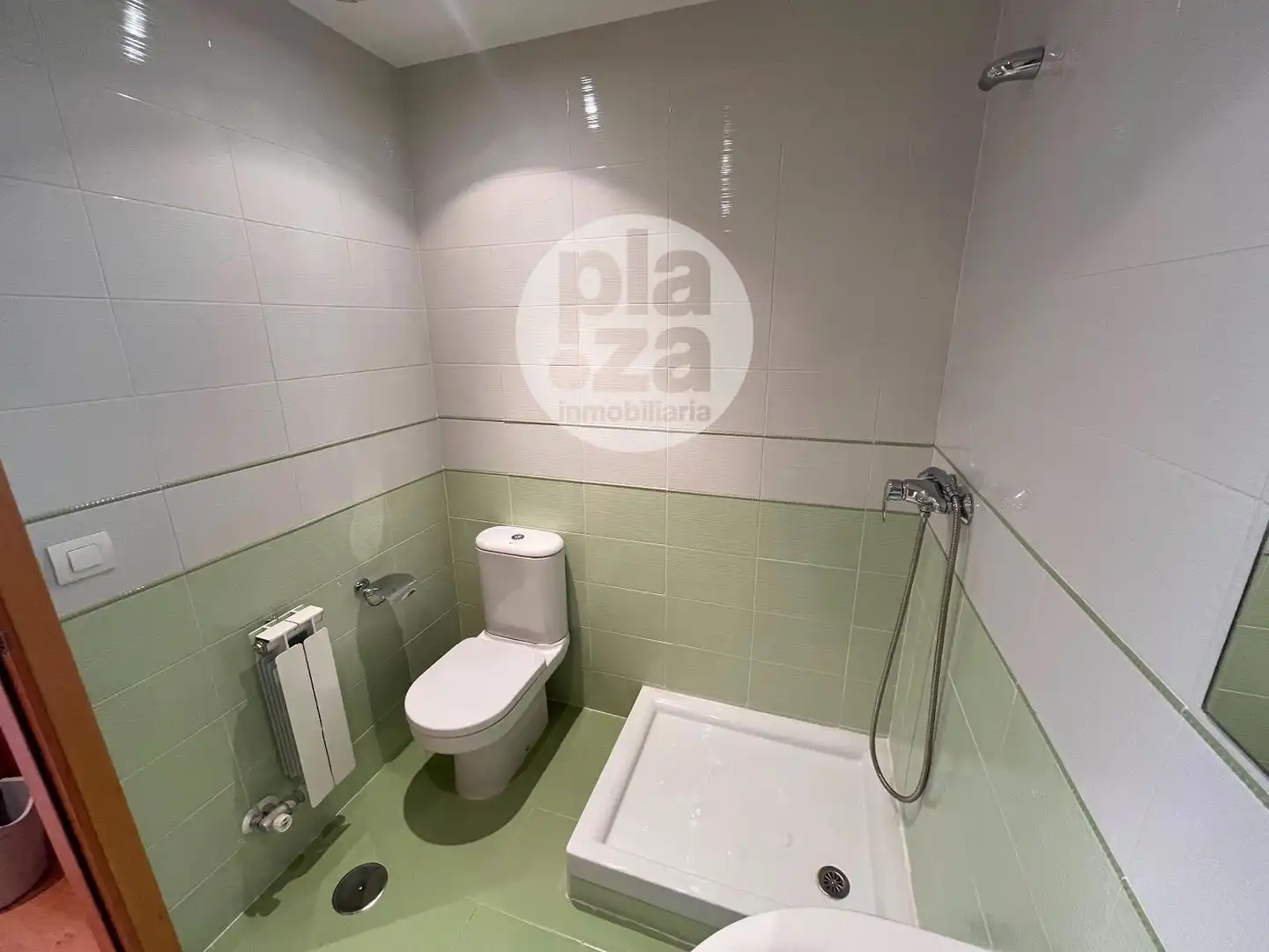 Bathroom of Flat for sale in Burgos  with Heating, Storage room and Swimming Pool