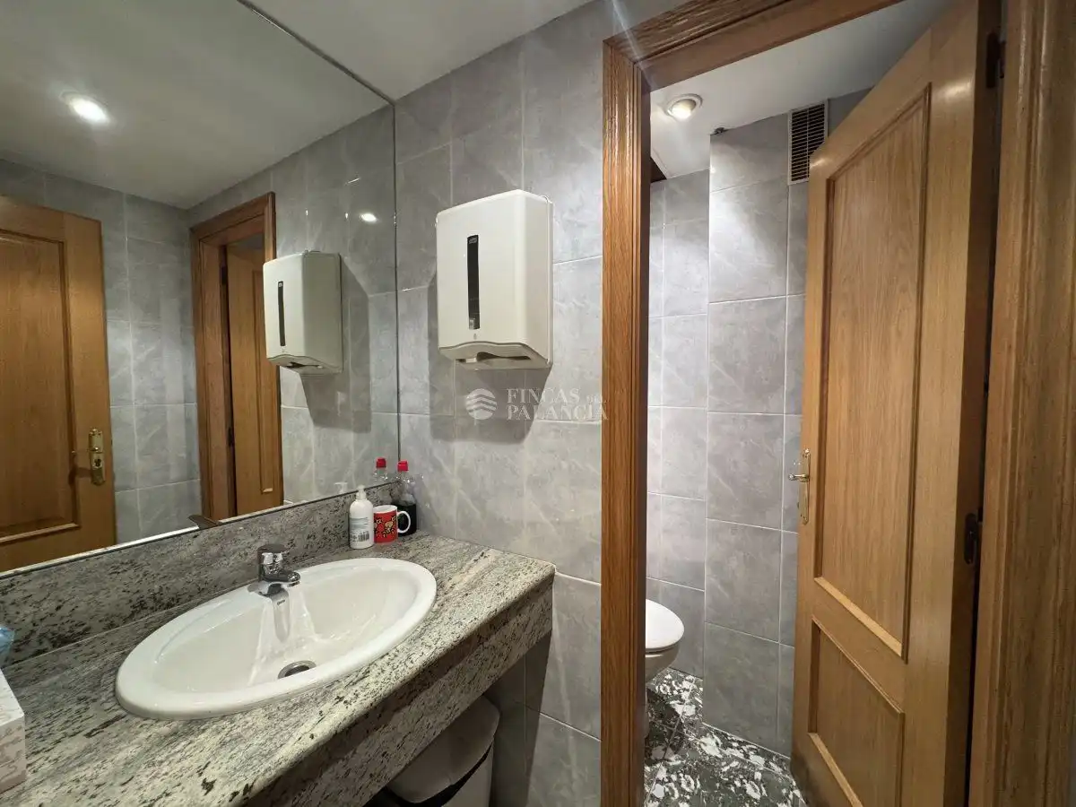 Baño de Oficina de alquiler en Segorbe con Aire acondicionado y Calefacción