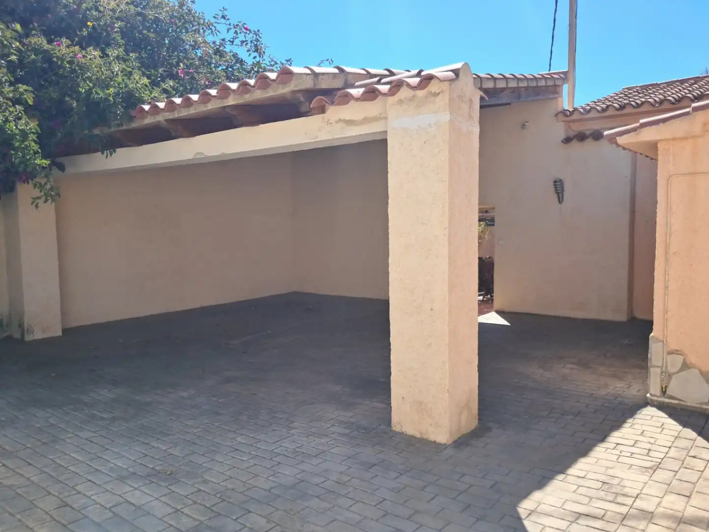 Parking de Casa o chalet de alquiler en L'Alfàs del Pi con Aire acondicionado, Calefacción y Jardín privado