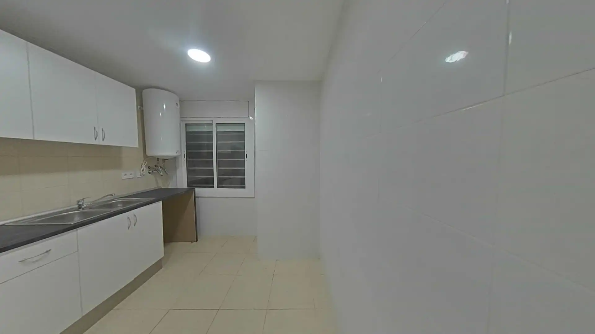 Kitchen of Flat for sale in Pineda de Mar