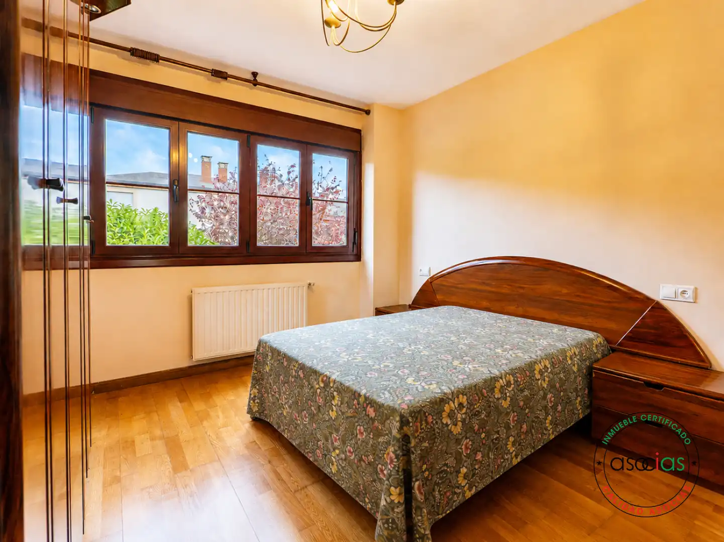 Bedroom of Detached homes for sale in Gijón   with Heating, Private garden and Parquet flooring