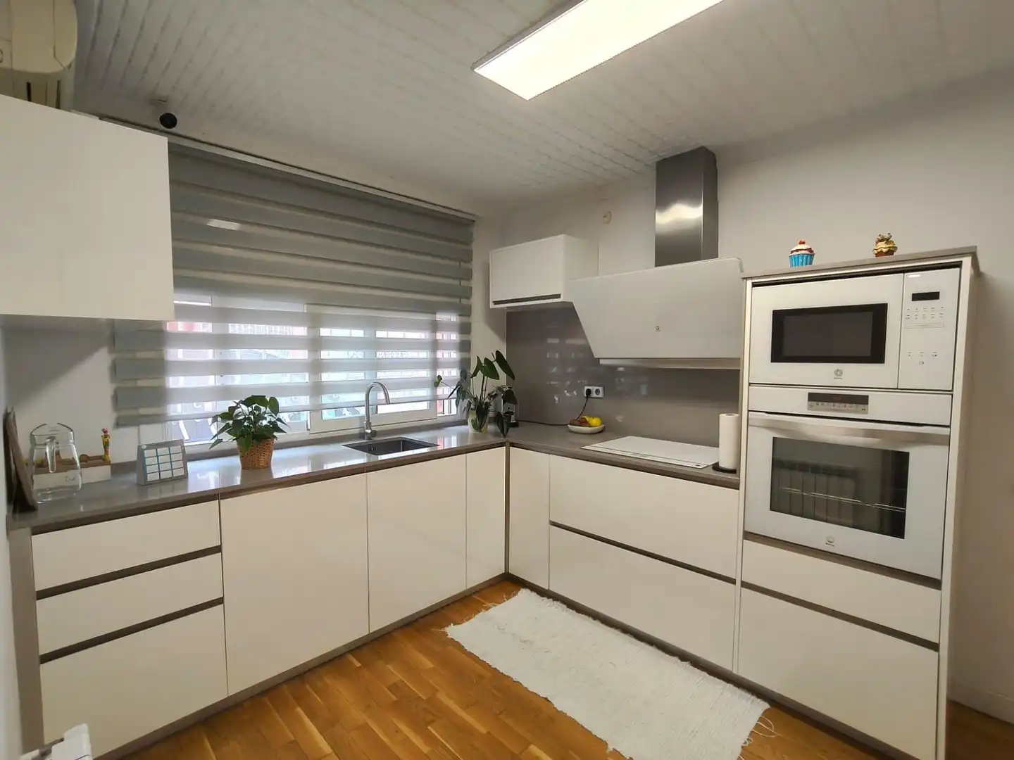 Kitchen of Detached homes for sale in Polinyà  with Air Conditioner, Private garden and Parquet flooring