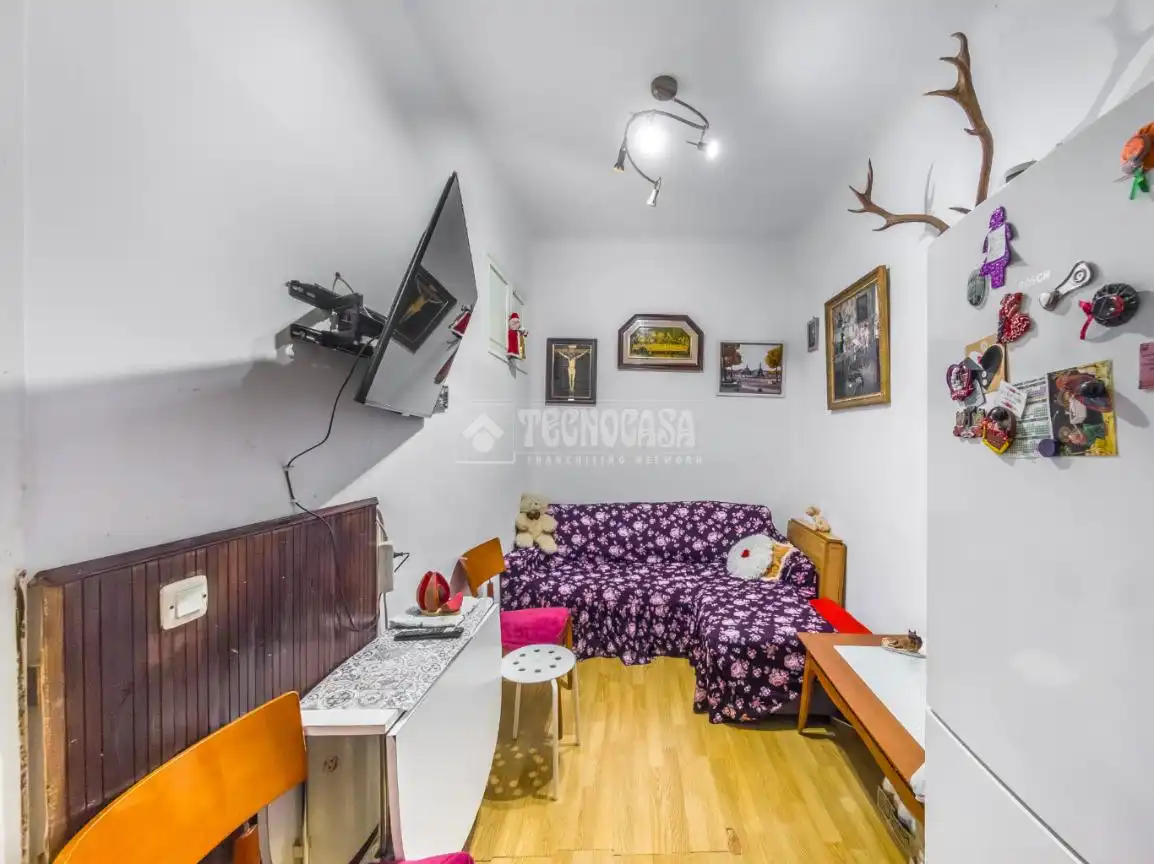 Habitación de Piso en venta en Madrid