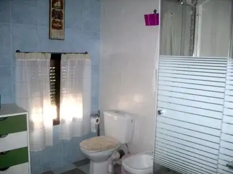 Bany de Casa o xalet en venda en Pastrana amb Terrassa i Balcó