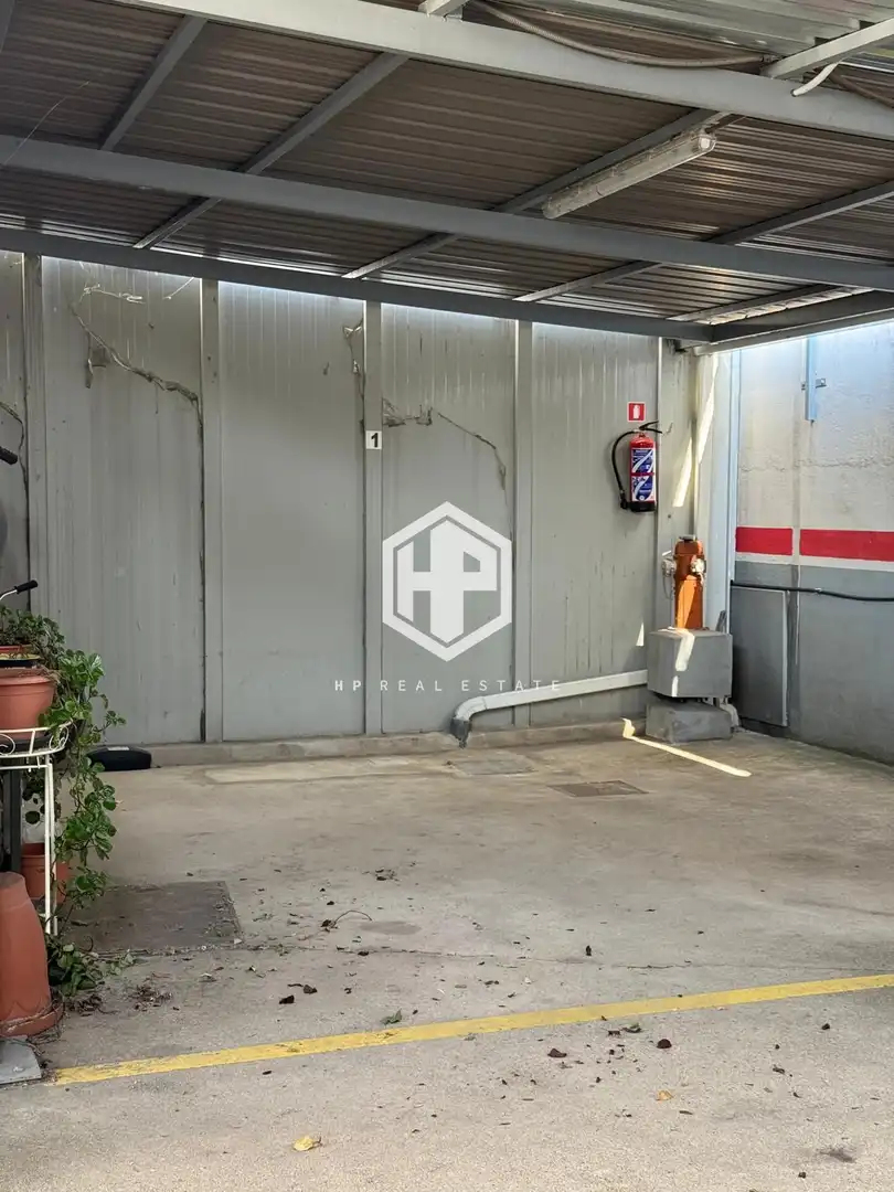 Aparcament de Nau industrial de lloguer en Madrid amb Calefacció i Alarma