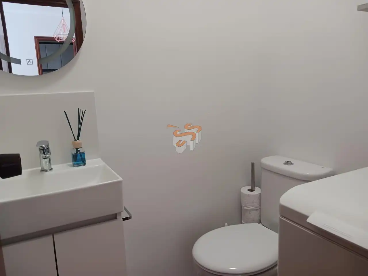 Bathroom of Apartments for rent in Ferrol  with Heating and Furnished