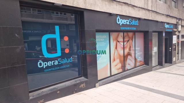 Local comercial en Venta en Os Mallos