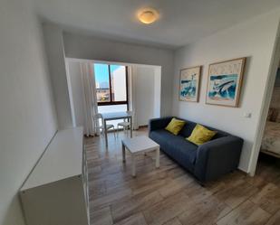 Sala d'estar de Apartament de lloguer en  Palma de Mallorca amb Moblat, Forn i Rentadora