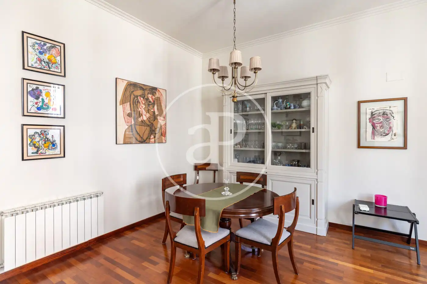 Comedor de Piso en venta en Barcelona con Calefacción y Terraza