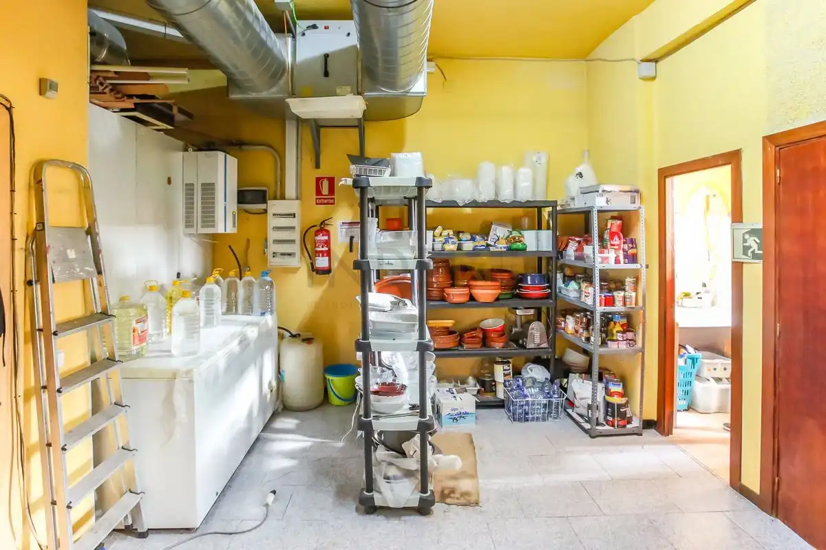 Business premises for sale in La Geltrú - Sant Jordi, imagen 23