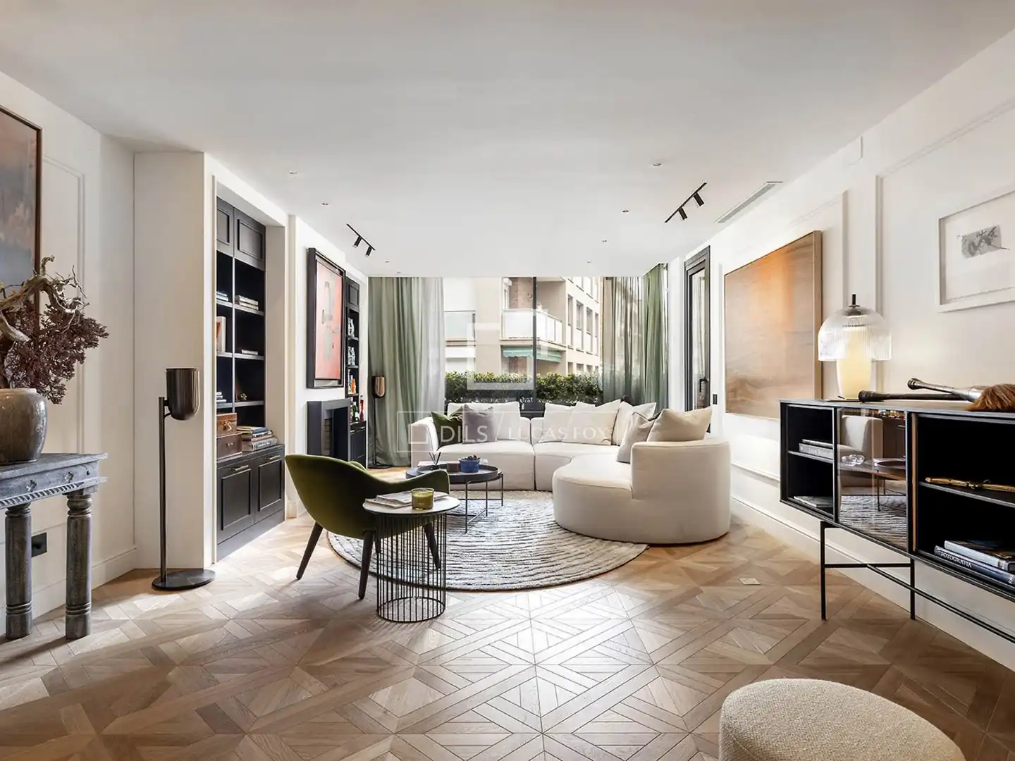 Living room of Flat for sale in Barcelona  with Air Conditioner, Heating and Parquet flooring