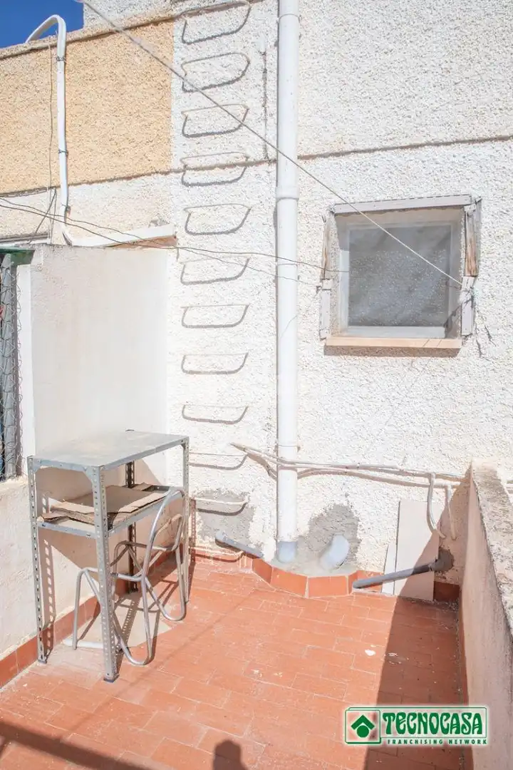 Vista exterior de Casa adosada en venta en Pulpí con Balcón