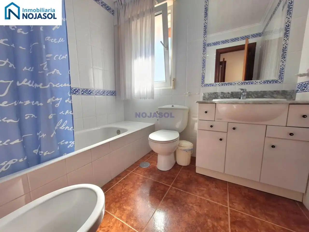 Badezimmer von Wohnung zur Miete in Noja mit Heizung, Privatgarten und Terrasse