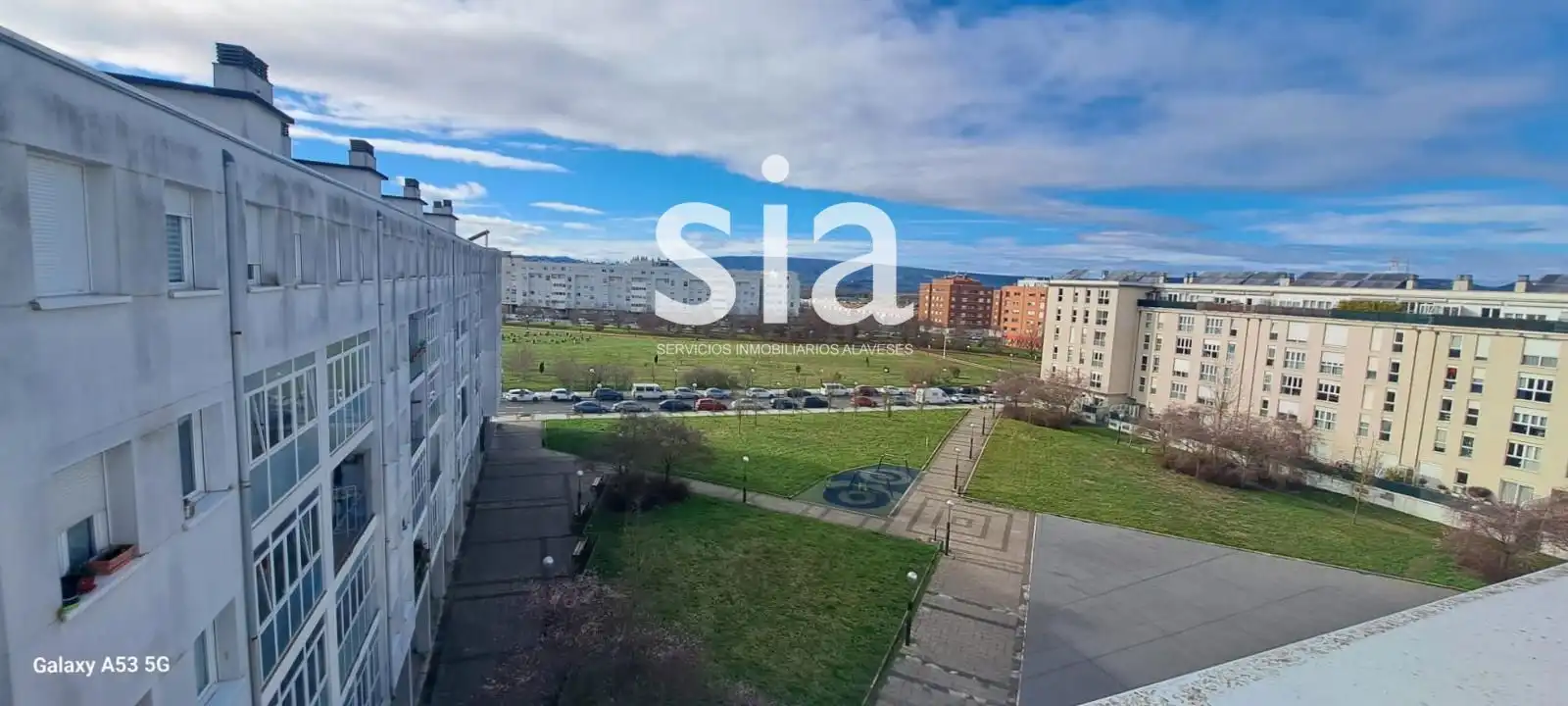 Vista exterior de Pis en venda en Vitoria - Gasteiz amb Calefacció, Terrassa i Traster