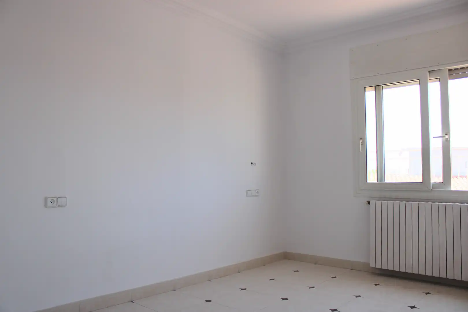 Dachboden zur Miete in Girona mit Heizung, Terrasse und Balkon