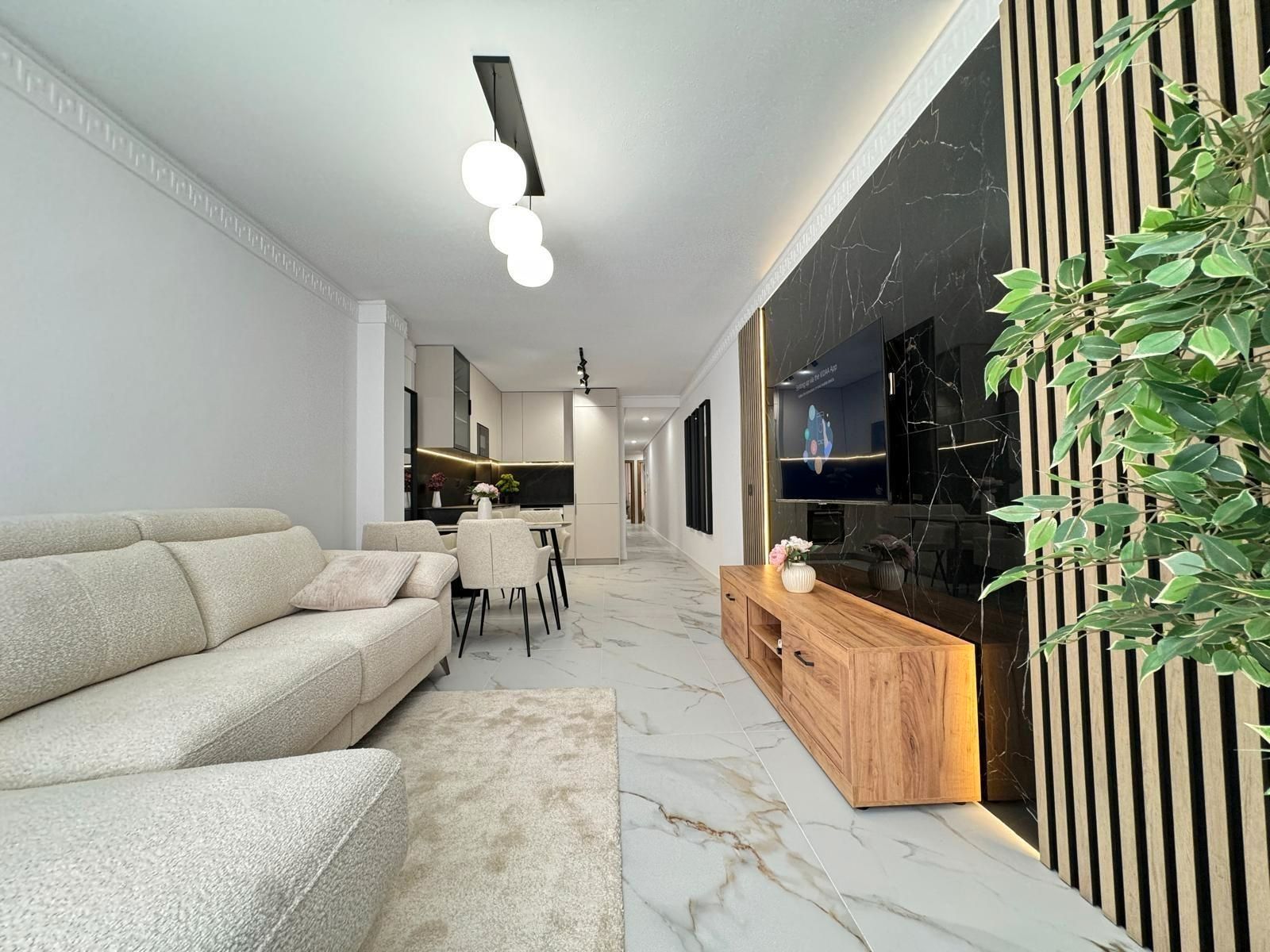 Living room of Flat for sale in Torrevieja  with Air Conditioner and Furnished