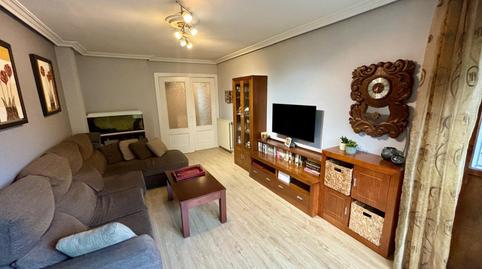 Foto 2 de Pis en venda a Avenida Avenida Tartier, 12, Aller, Asturias