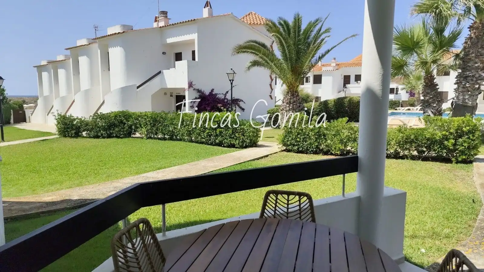 Vista exterior de Apartamento en venta en Ciutadella de Menorca con Terraza, Amueblado y Piscina comunitaria