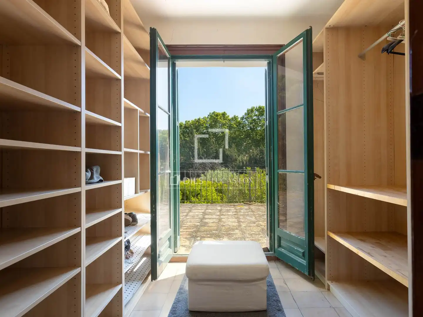 Finca rústica en venda en Alella amb Jardí privat, Terrassa i Traster