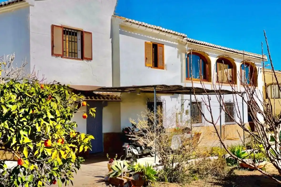 House with garden for sale in Centro ciudad