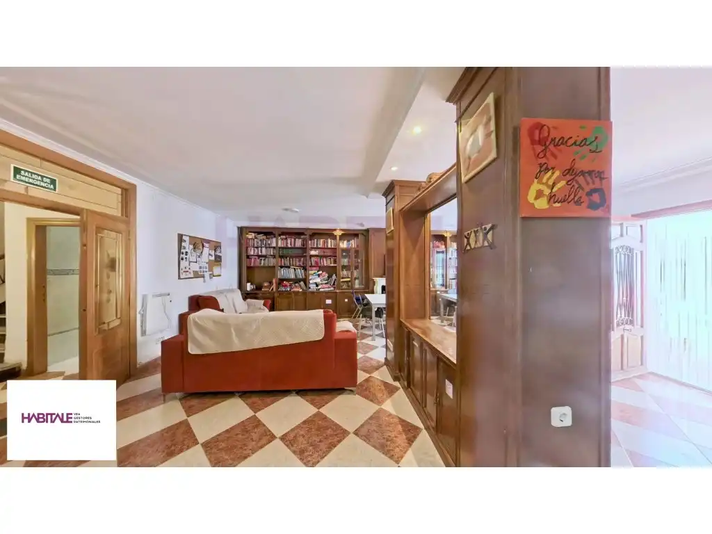 Haus oder Chalet zum Verkauf in Rocafort mit Schwimmbad