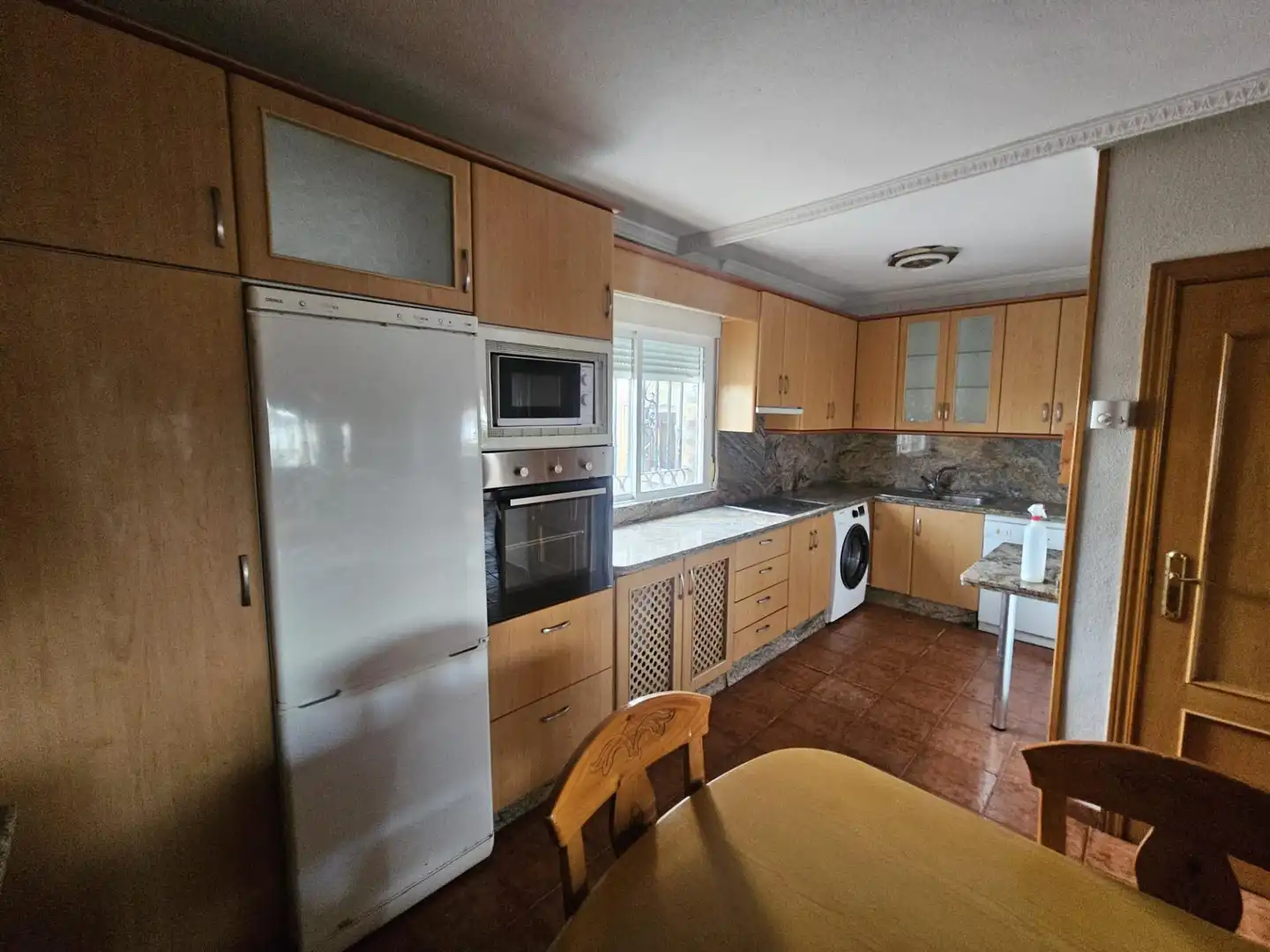 Cocina de Casa o chalet en venta en Calvarrasa de Abajo con Aire acondicionado, Calefacción y Jardín privado