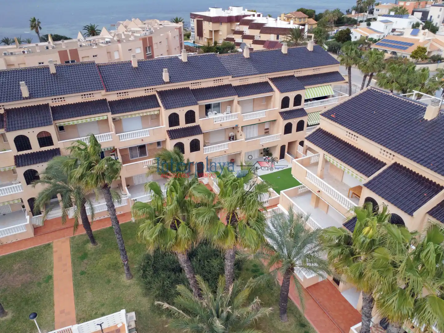 Exterior view of Apartments for sale in La Manga del Mar Menor  with Terrace, Furnished and Balcony