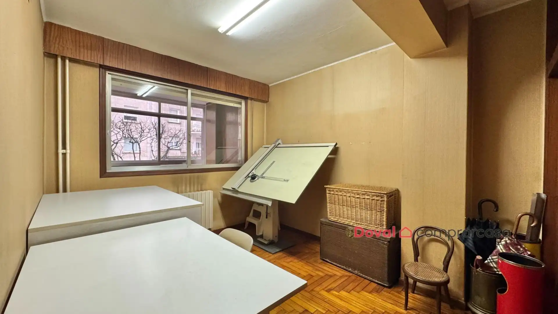 Piso en venta en Vigo  con Calefacción, Parquet y Terraza