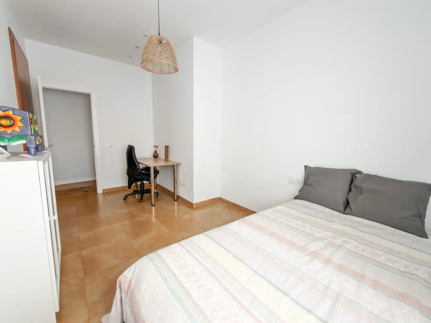 Habitación de Piso en venta en Rafelbuñol / Rafelbunyol con Aire acondicionado y Balcón