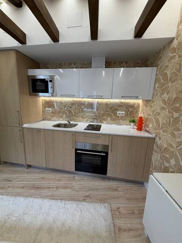 Piso en Venta en Calle del Águila en Palacio