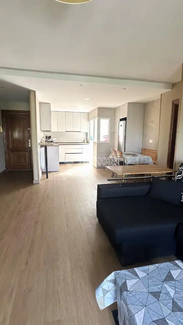 Bedroom of Flat for rent in Granada  with Heating and Balcony
