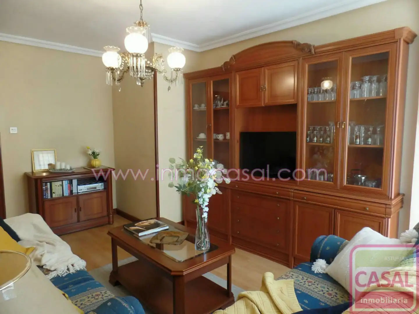 Living room of Flat for sale in Oviedo   with Heating, Storage room and Furnished