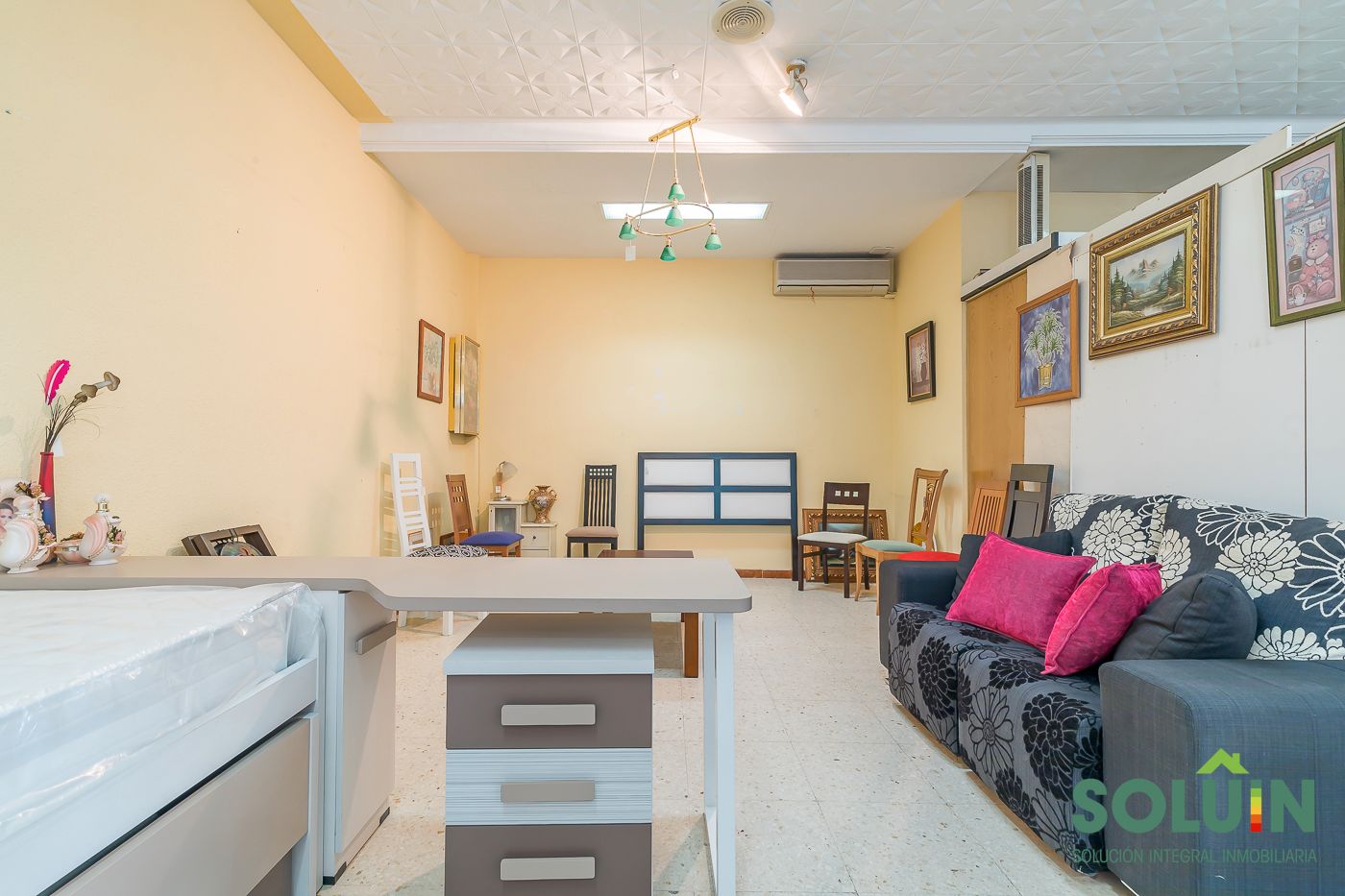 Premises to rent in Fuenlabrada  with Air Conditioner, Heating and Furnished