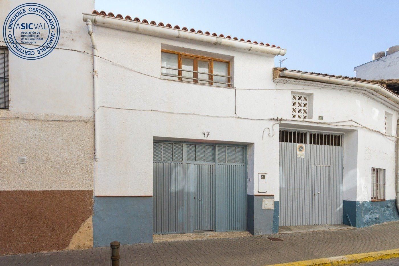Vista exterior de Casa o xalet en venda en Oliva amb Calefacció