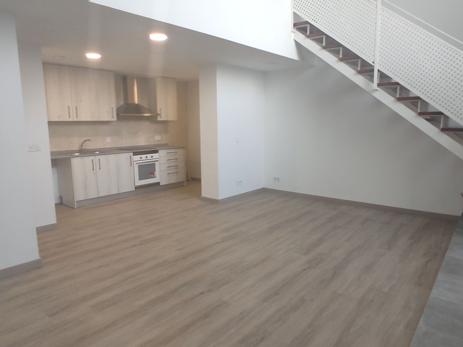 Planta baja to rent in Mollet del Vallès  with Air Conditioner, Heating and Oven