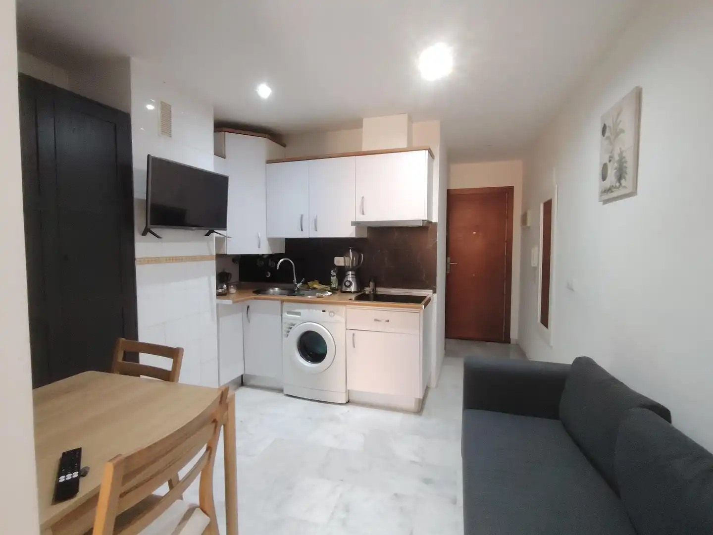 Cuina de Estudi en venda en Fuengirola amb Aire condicionat, Jardí privat i Terrassa