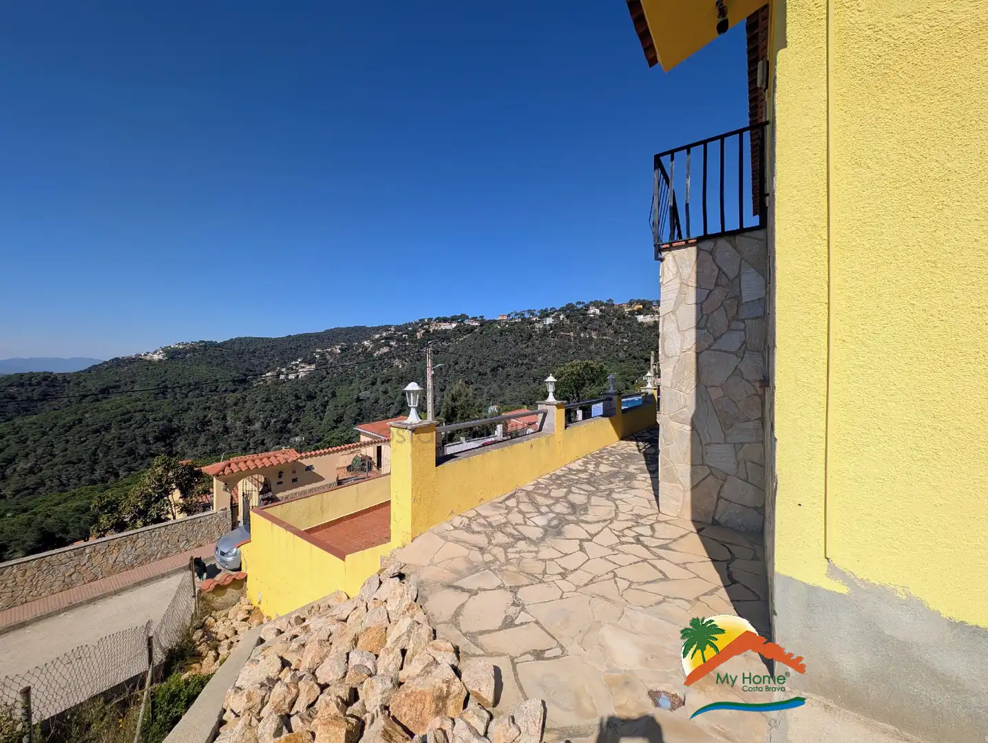Vista exterior de Casa o xalet en venda en Lloret de Mar amb Aire condicionat, Calefacció i Jardí privat