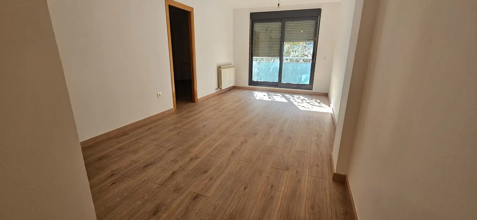 Living room of Flat for sale in Cuarte de Huerva  with Heating, Parquet flooring and Terrace