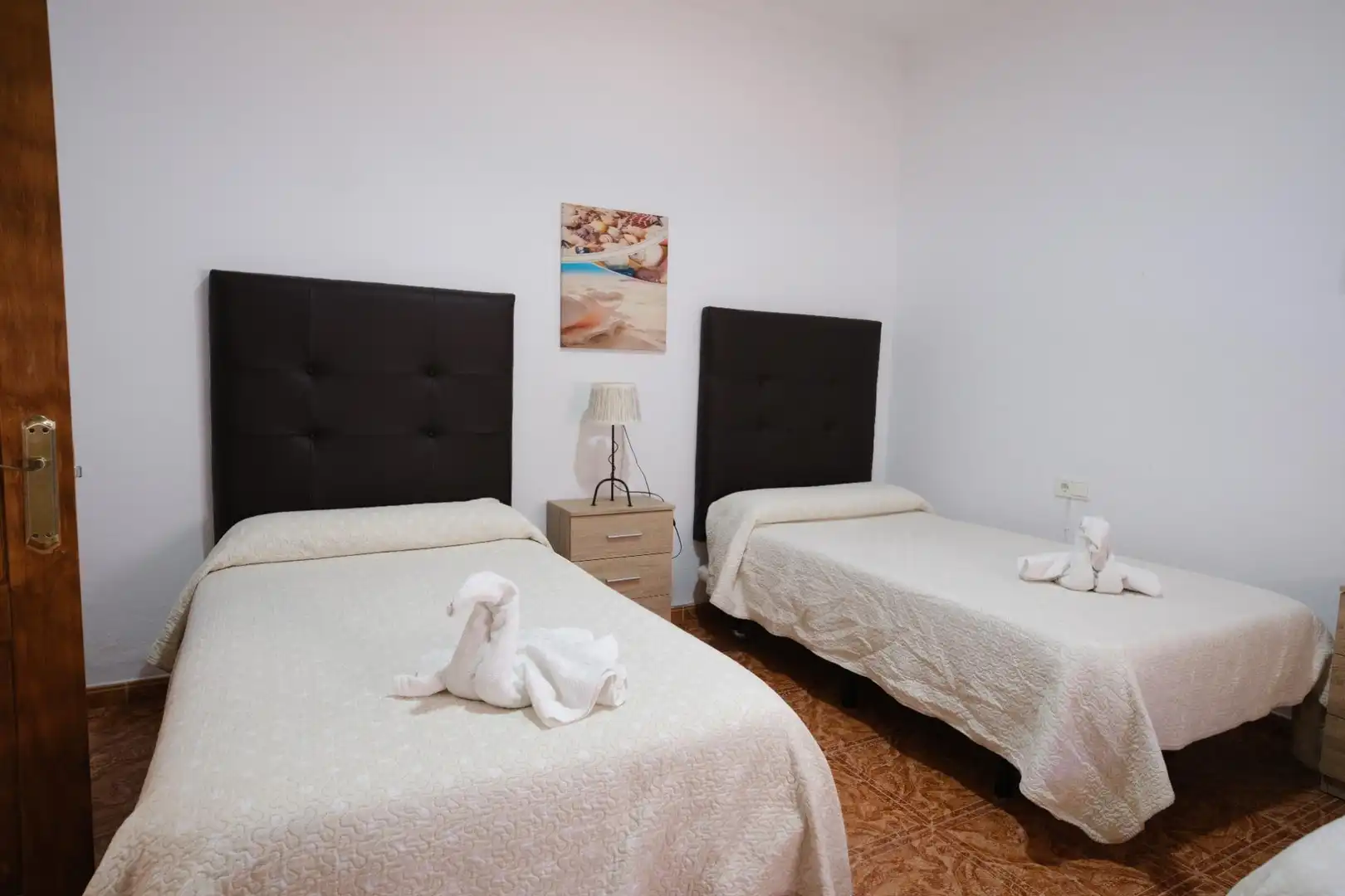 Dormitori de Casa adosada en venda en Teba amb Aire condicionat, Jardí privat i Piscina