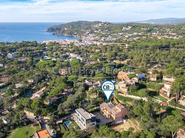 Maison avec balcon à vendre à Ronda del Coral