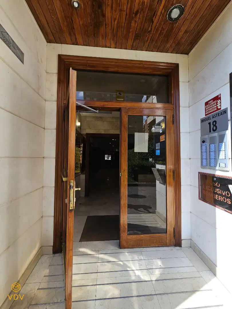 Office for rent in  Pamplona / Iruña  with Furnished