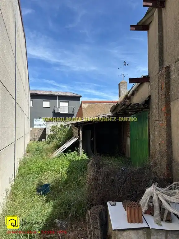 Exterior view of Houses for sale in La Fuente de San Esteban   with Heating and Terrace