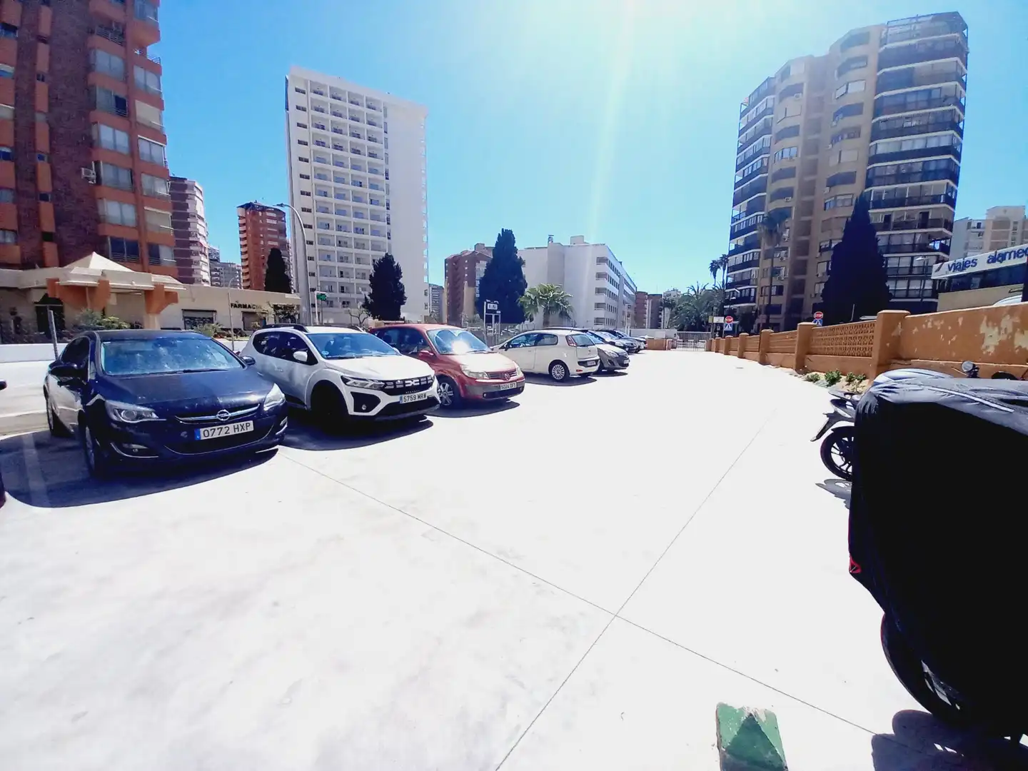 Aparcament de Pis en venda en Benidorm amb Moblat i Balcó