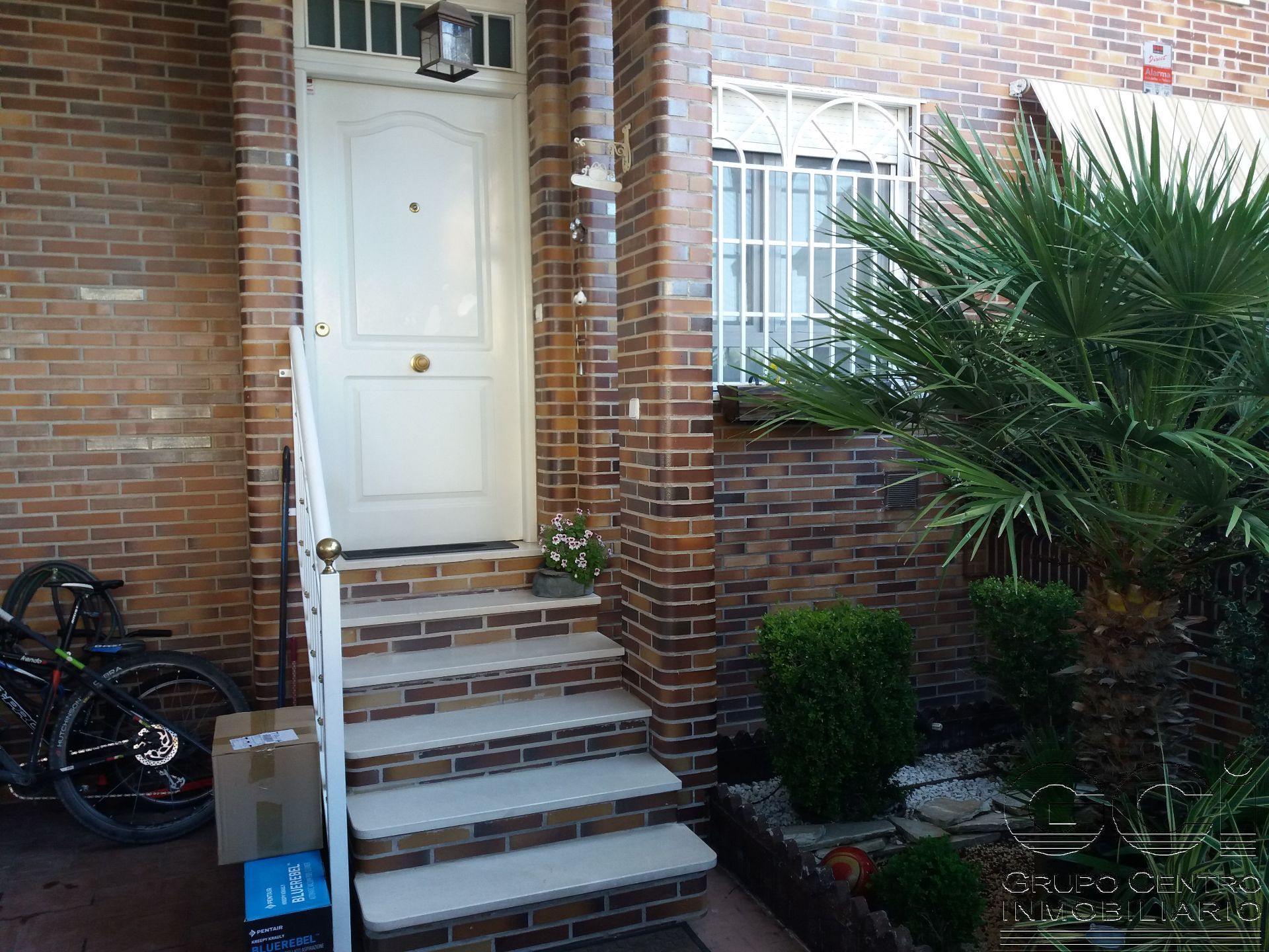 Exterior view of House or chalet for sale in Valdemoro  with Heating and Swimming Pool