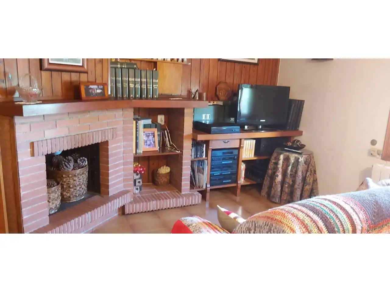 Sala d'estar de Casa o xalet en venda en Alcover amb Jardí privat i Terrassa