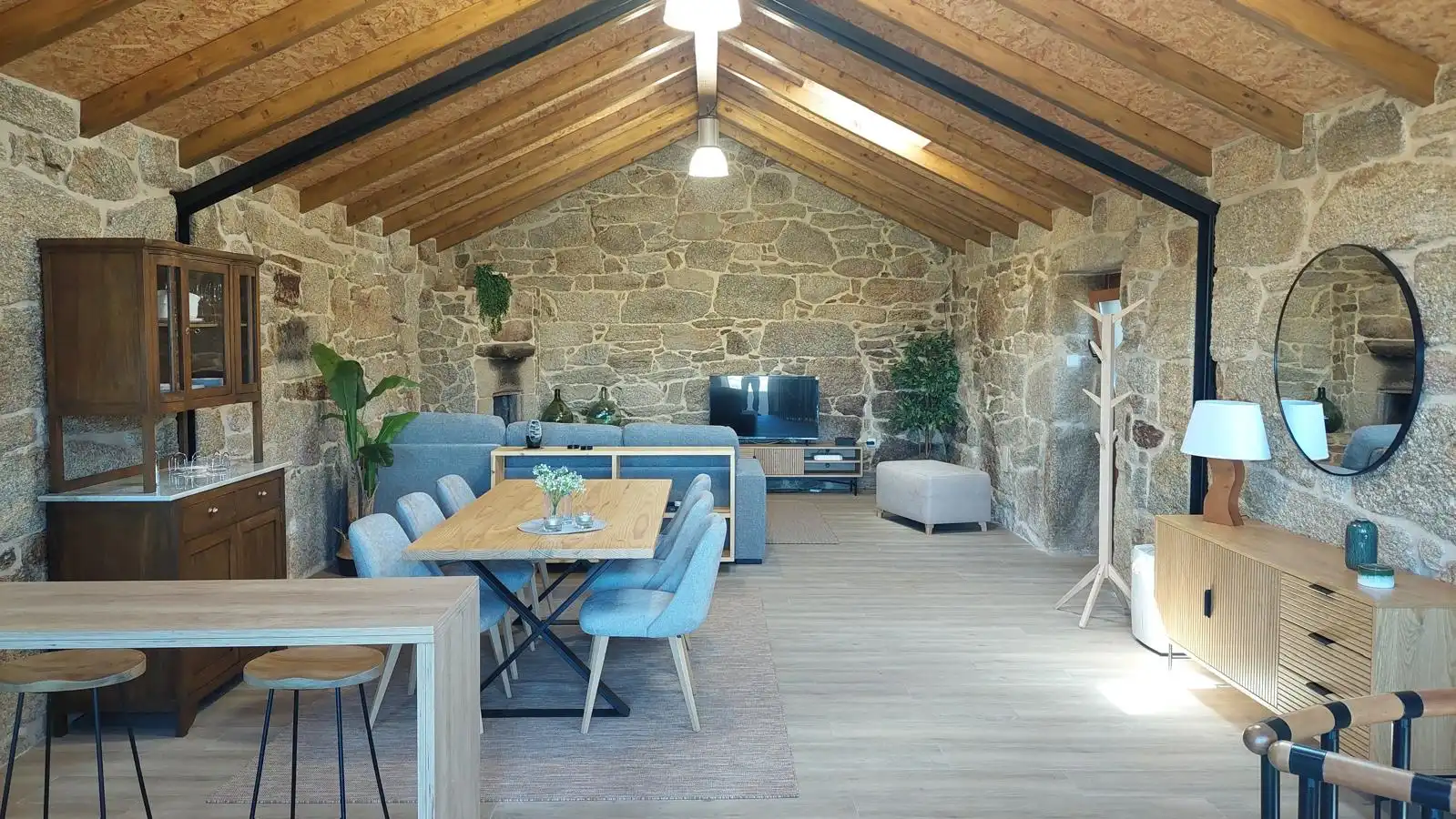 Comedor de Casa o chalet de alquiler en Cangas  con Amueblado, Horno y Lavadora