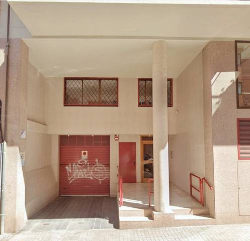 Garaje en Venta en Carrer del Rabí Rubèn en La Font de la Guatlla