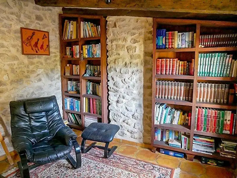 Sala de estar de Finca rústica en venta en Relleu con Aire acondicionado, Jardín privado y Terraza